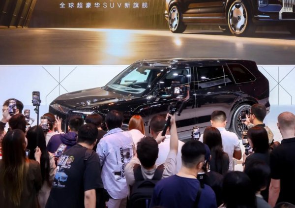 在线炒股配资网站 中国“超豪华”汽车成绩单：50万元以上新状元，月零售量超8100台